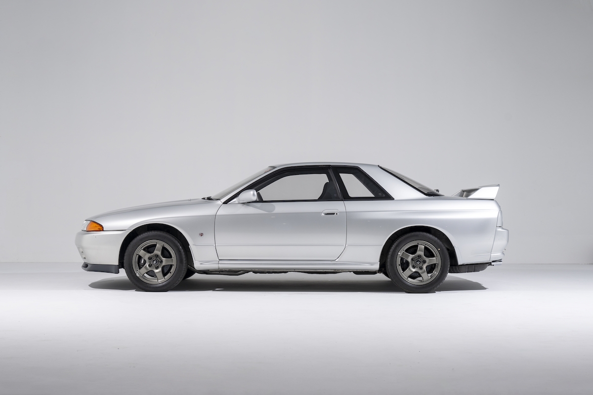 R32 silver 06