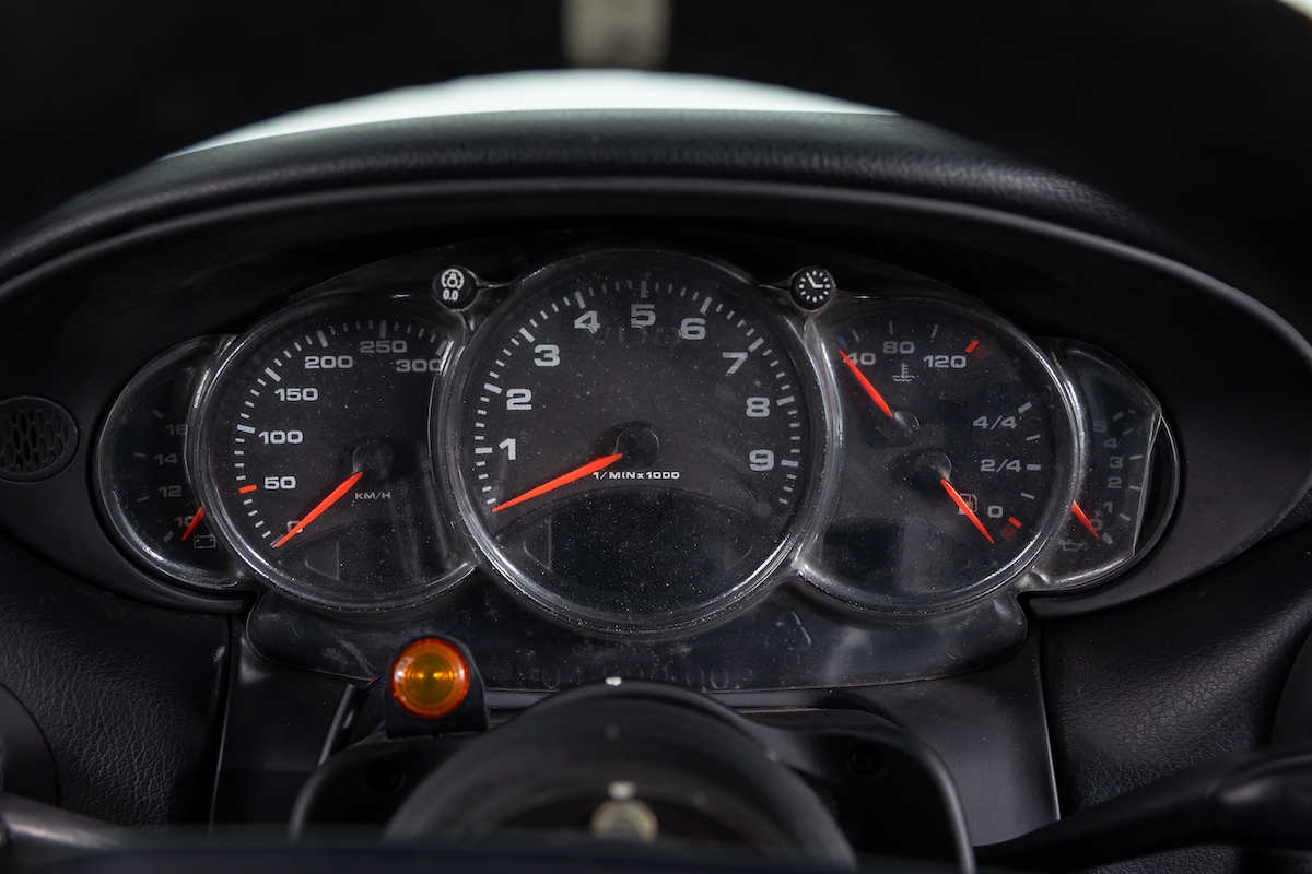 996 carera 61