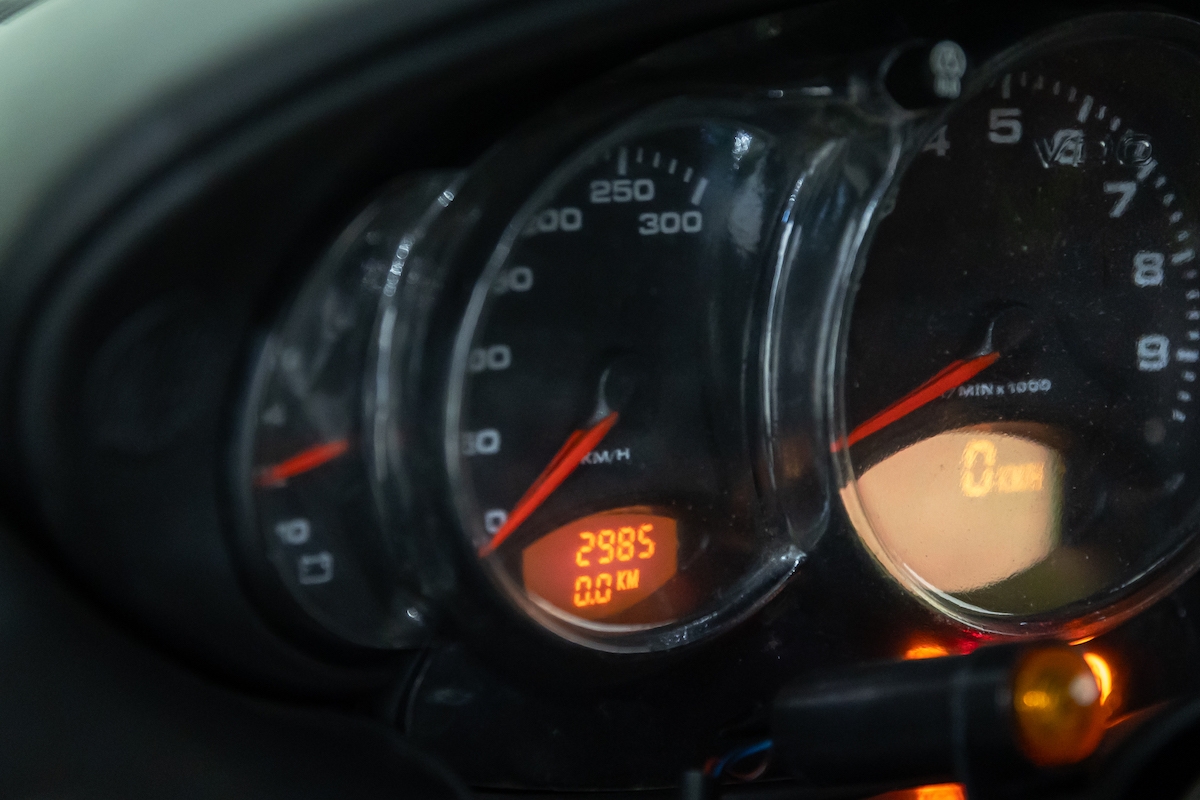 996 carera 82