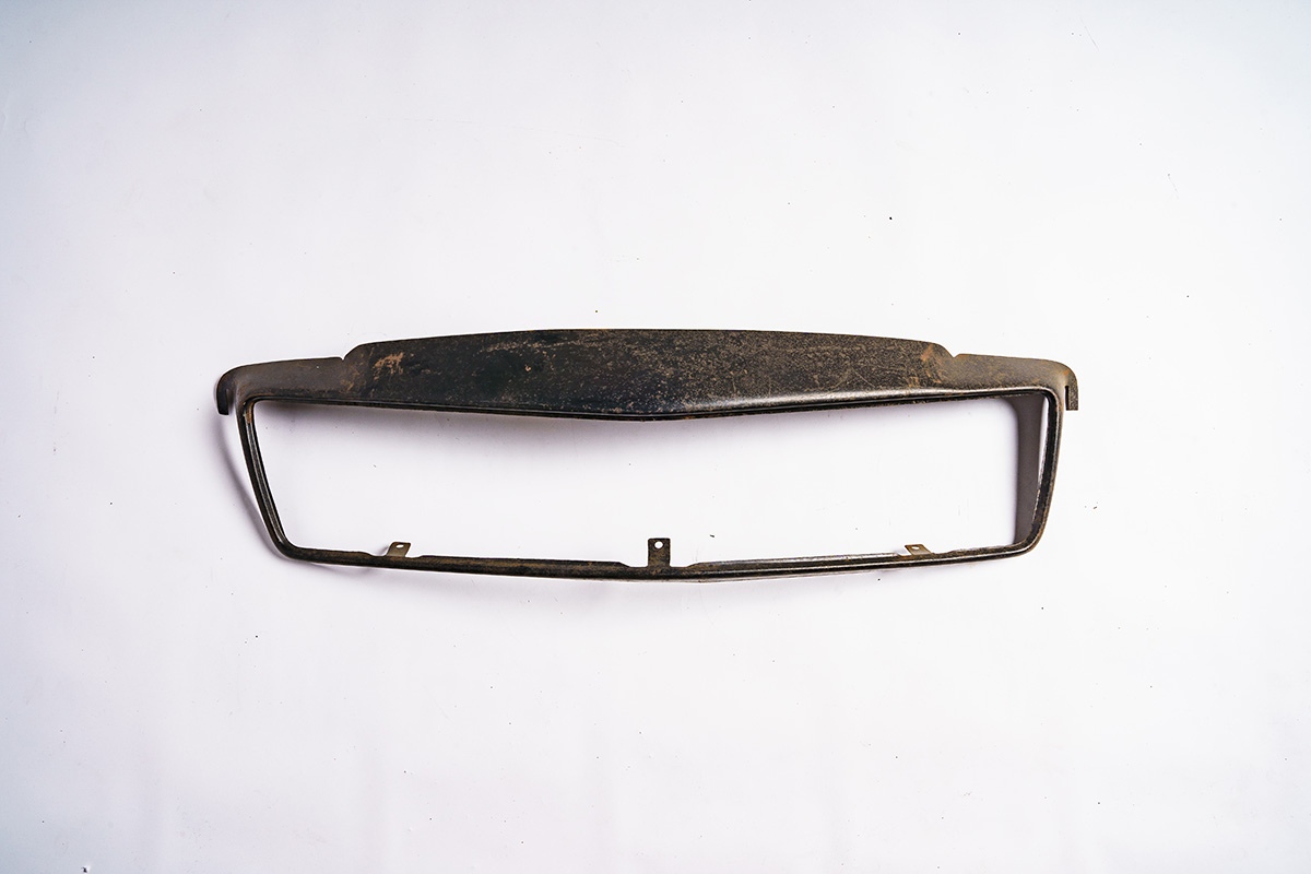 Front Grille Surround
for Mercedes-Benz