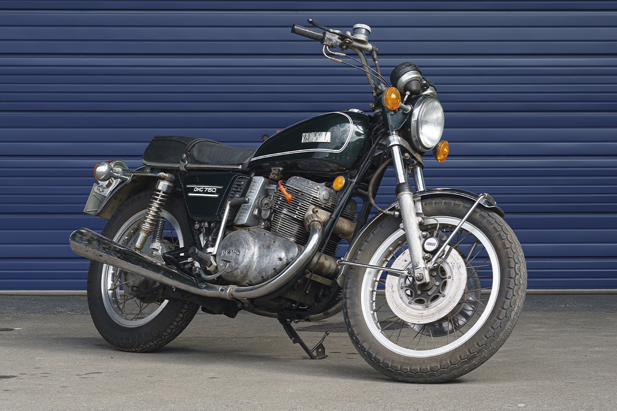 YAMAHA TX750